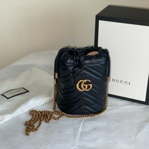 GG Marmont mini bucket bag